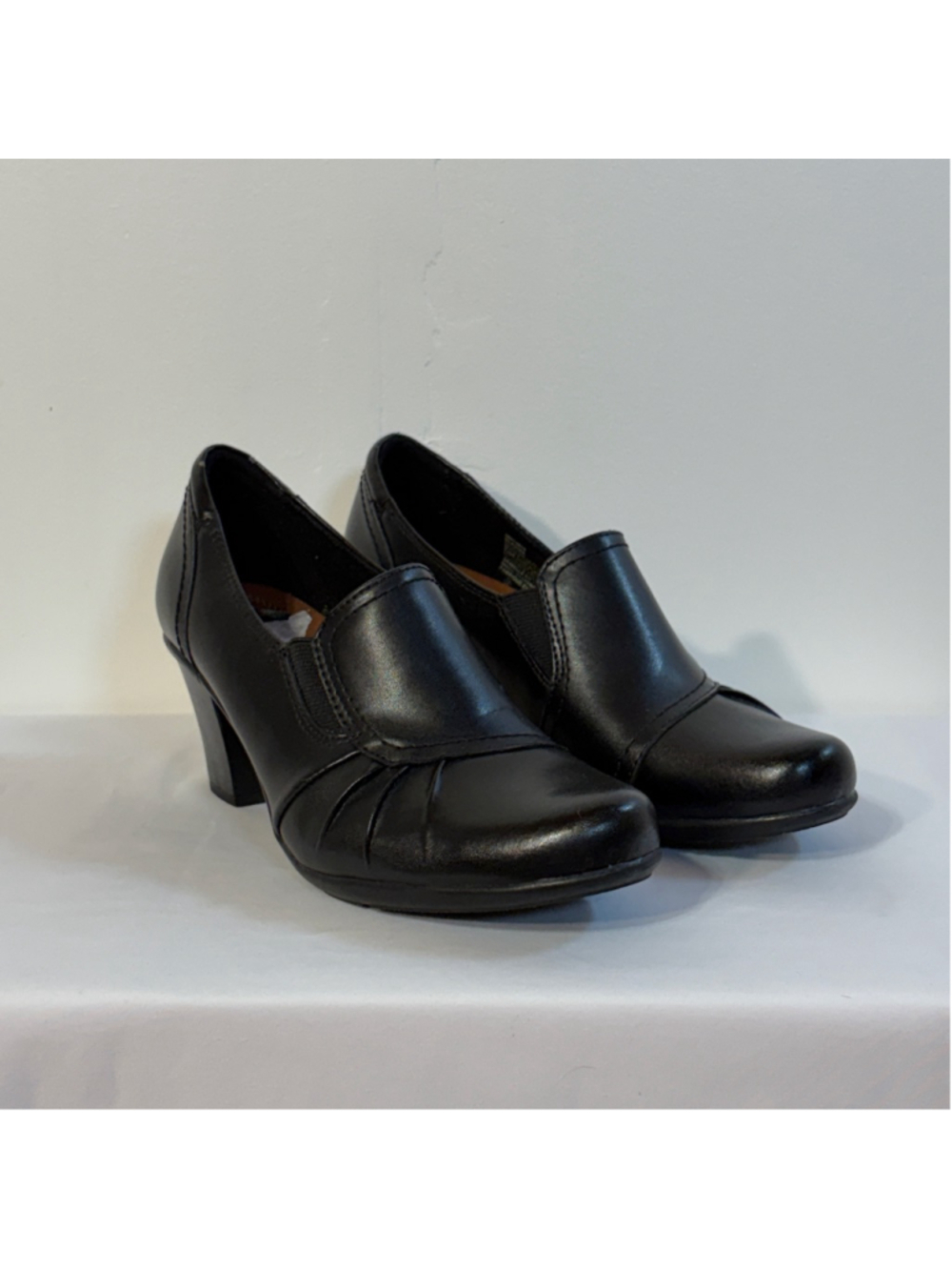 Earth Spirit Claudia Black Leather Heels Shoes Women’s Size 7 Slip Ons Pumps